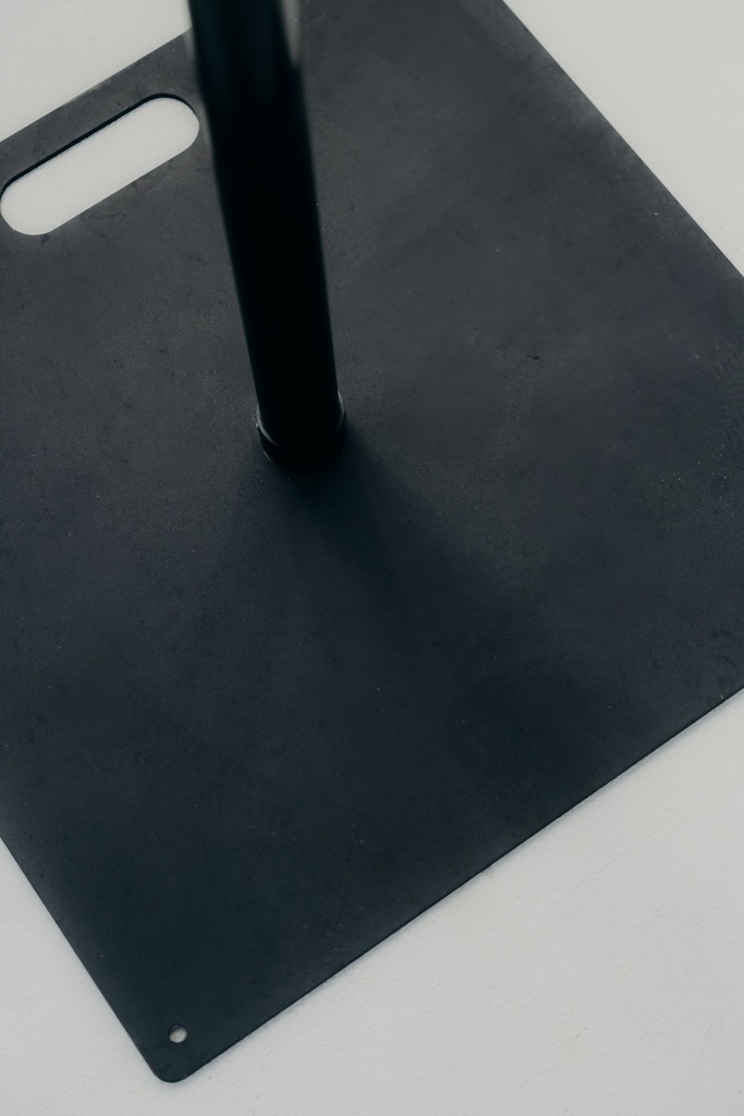 Push up BASE - 500x500x10mm (Black) with spigot