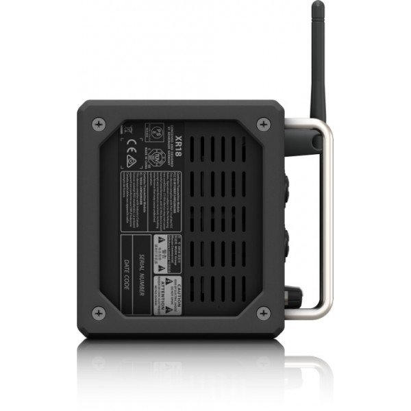 Behringer XAIR XR18
