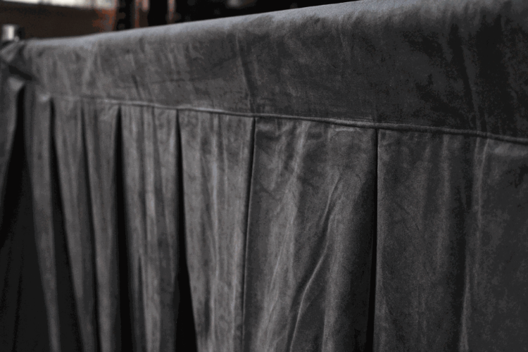 OPS DRAPE 3.27m x 1.5m black velvet